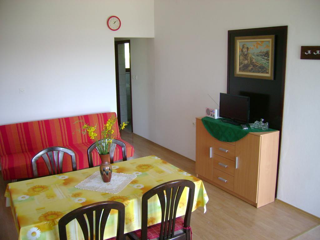 Apartment Zagor Kastela Room photo
